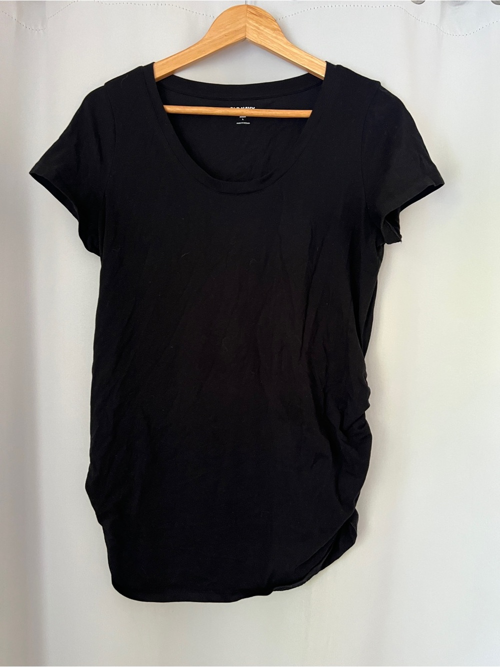 Old Navy Black Scoop Neck Short Sleeve Tee